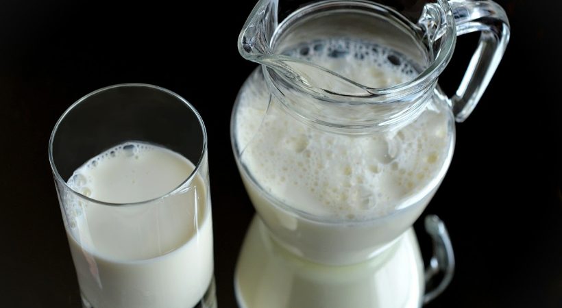 Mleko i jego negatywny wpływ na człowieka